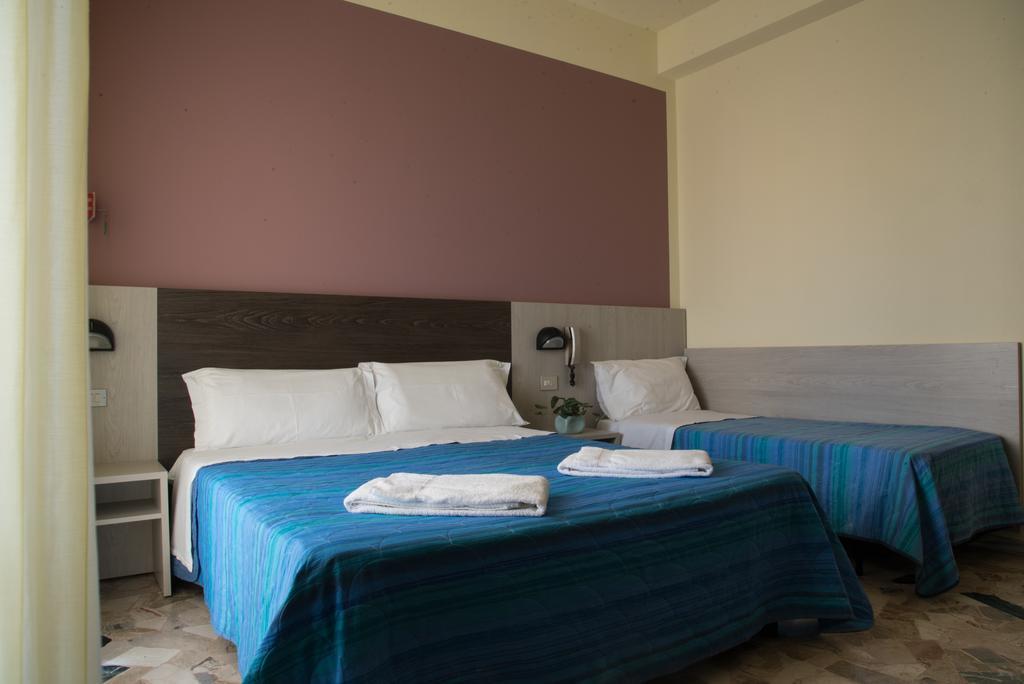 Hotel Mirage Bellaria-Igea Marina Exterior photo