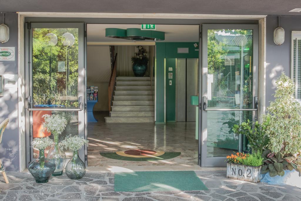 Hotel Mirage Bellaria-Igea Marina Exterior photo